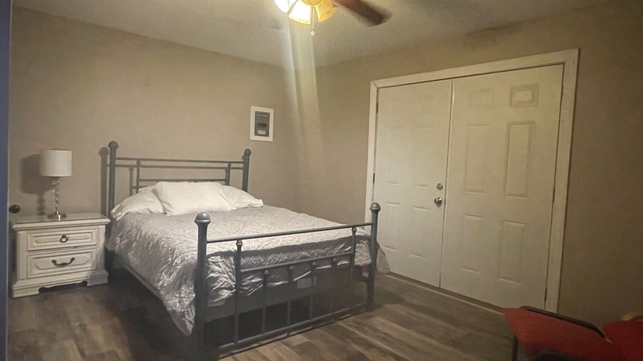 Photo of Bedroom in Parkton