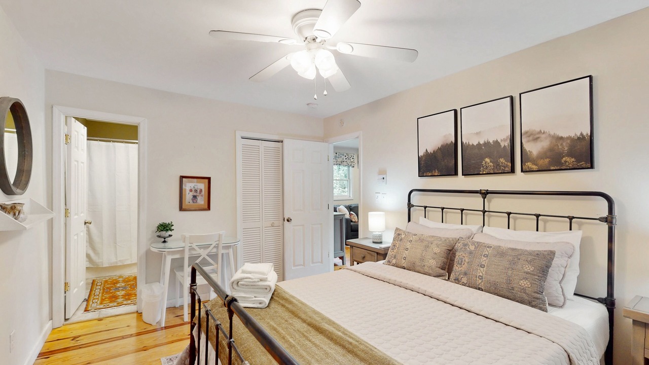 Photo of Bedroom in Mill Ridge