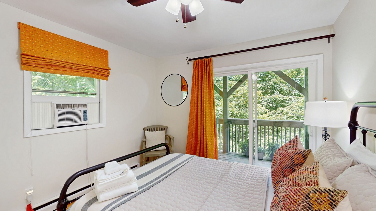 Photo of Bedroom in Mill Ridge
