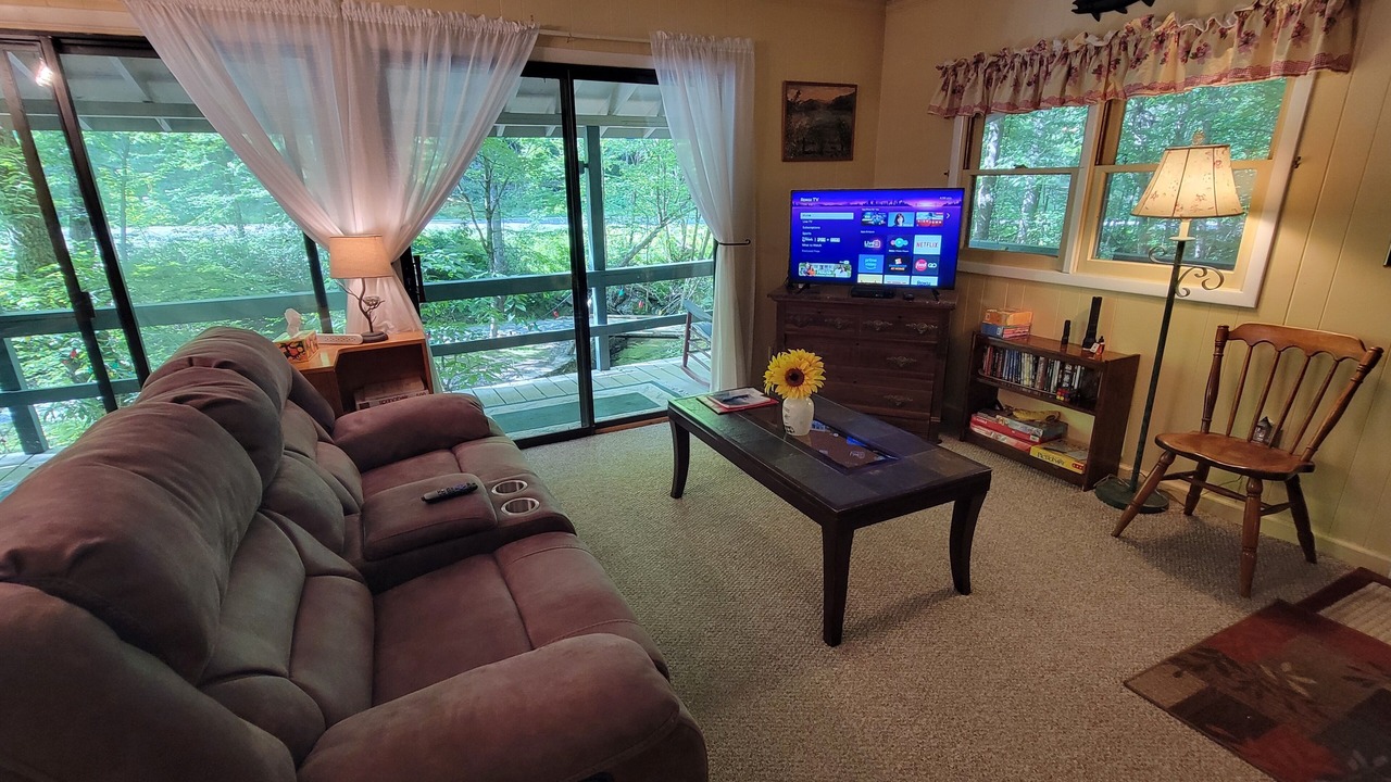 Photo of Livingroom in Boone