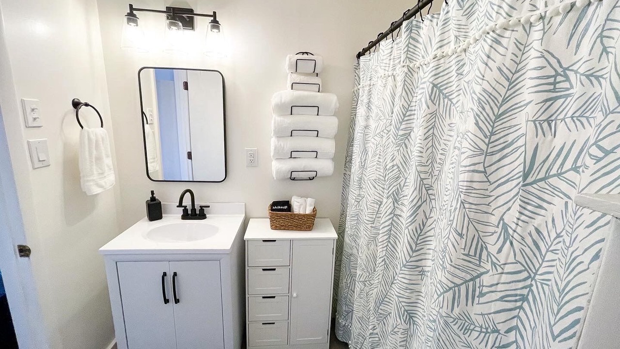 Photo of Bathroom in Maggie Valley