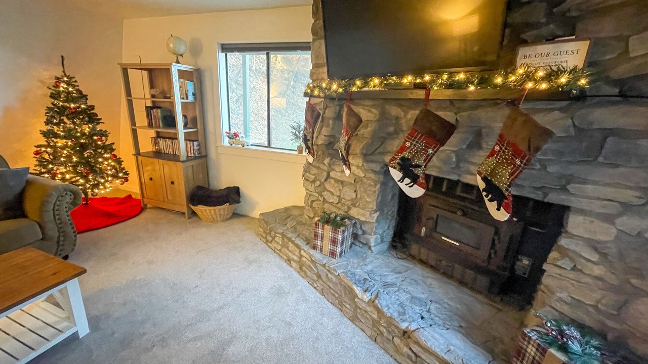 Photo of Livingroom in Maggie Valley