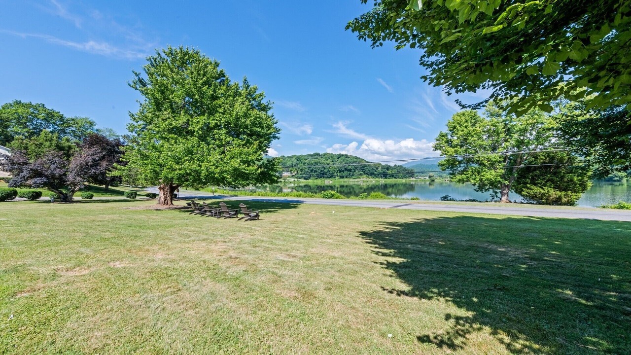 Photo of Outdoor in Lake Junaluska