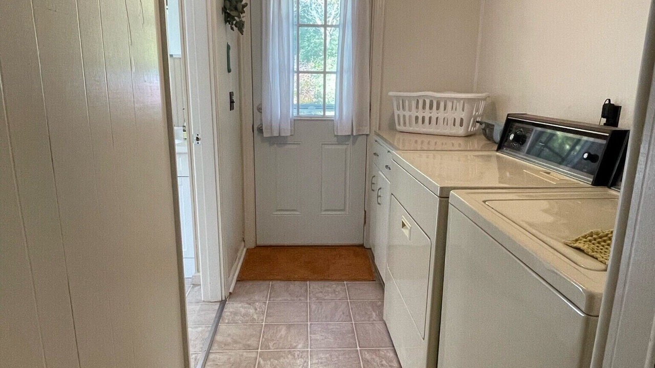 Photo of Bedroom in Altamont