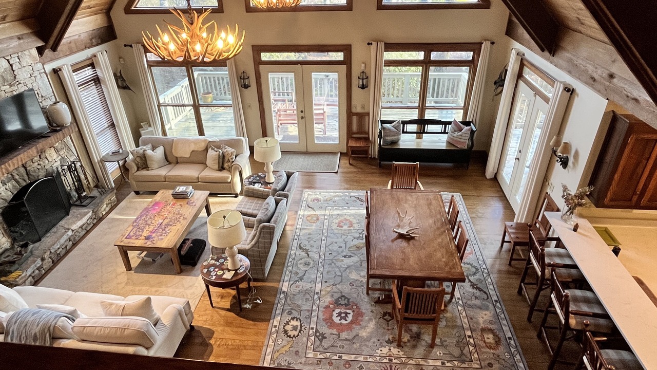Photo of Bedroom in Lake Toxaway