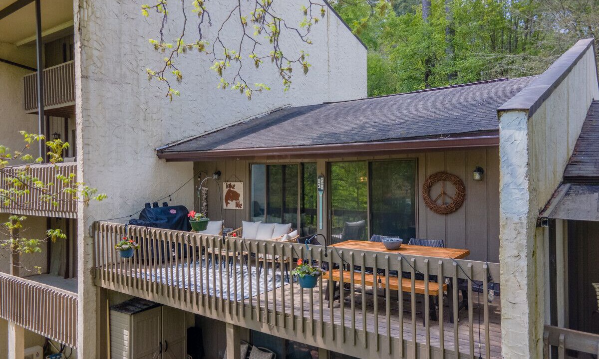 Photo of Outdoor in Sapphire