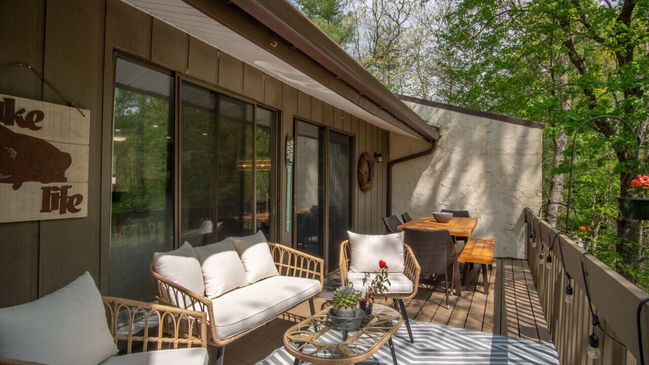 Photo of Outdoor in Sapphire
