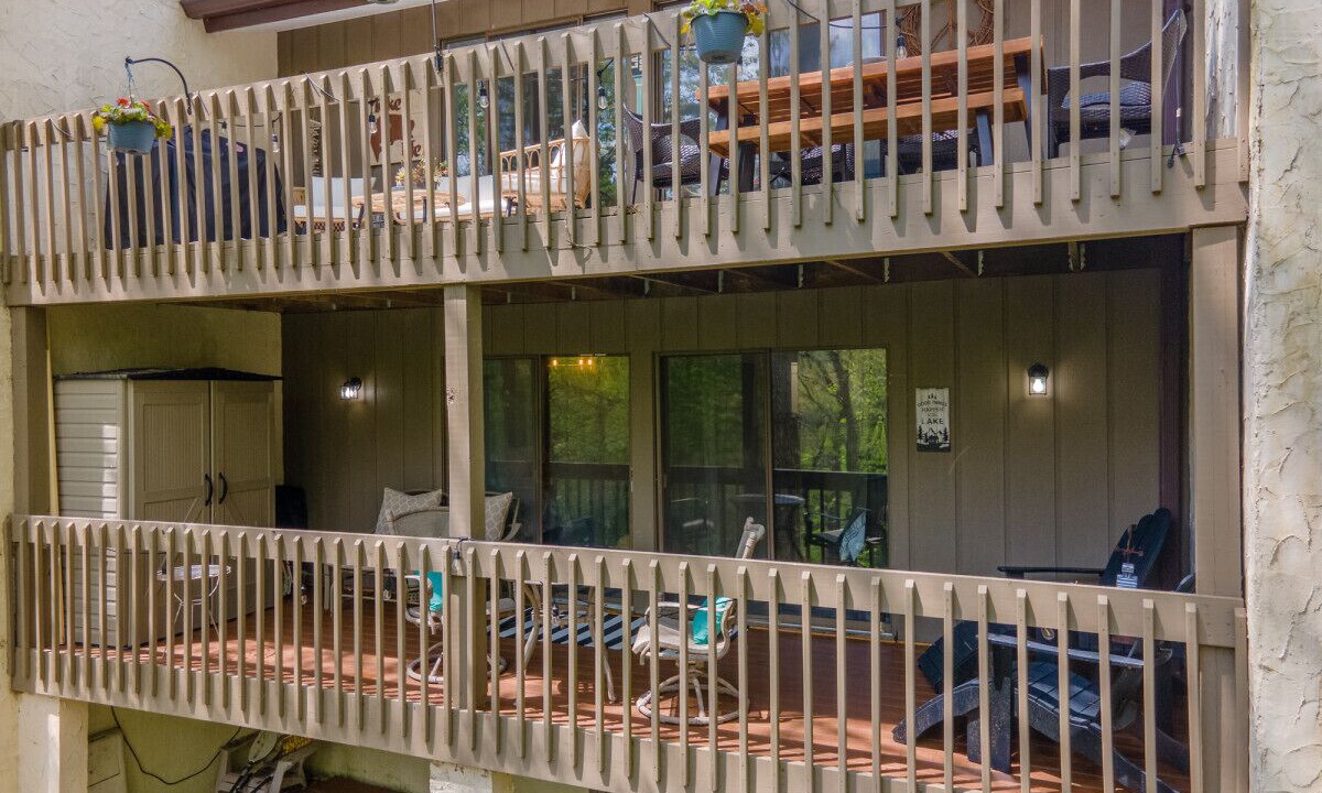 Photo of Patio Balcony in Sapphire