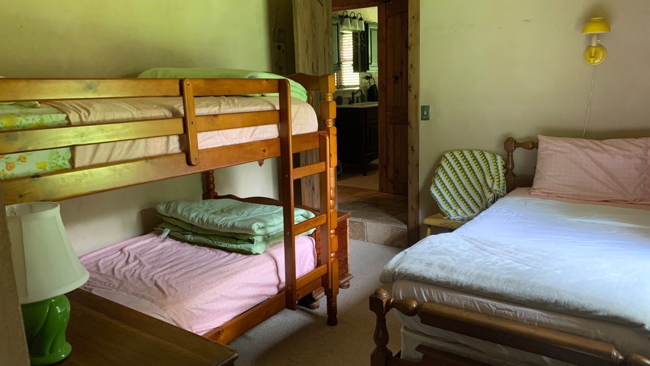 Photo of Bedroom in Frank