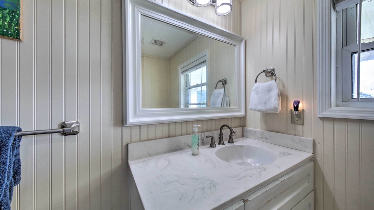 Photo of Bathroom in Elf