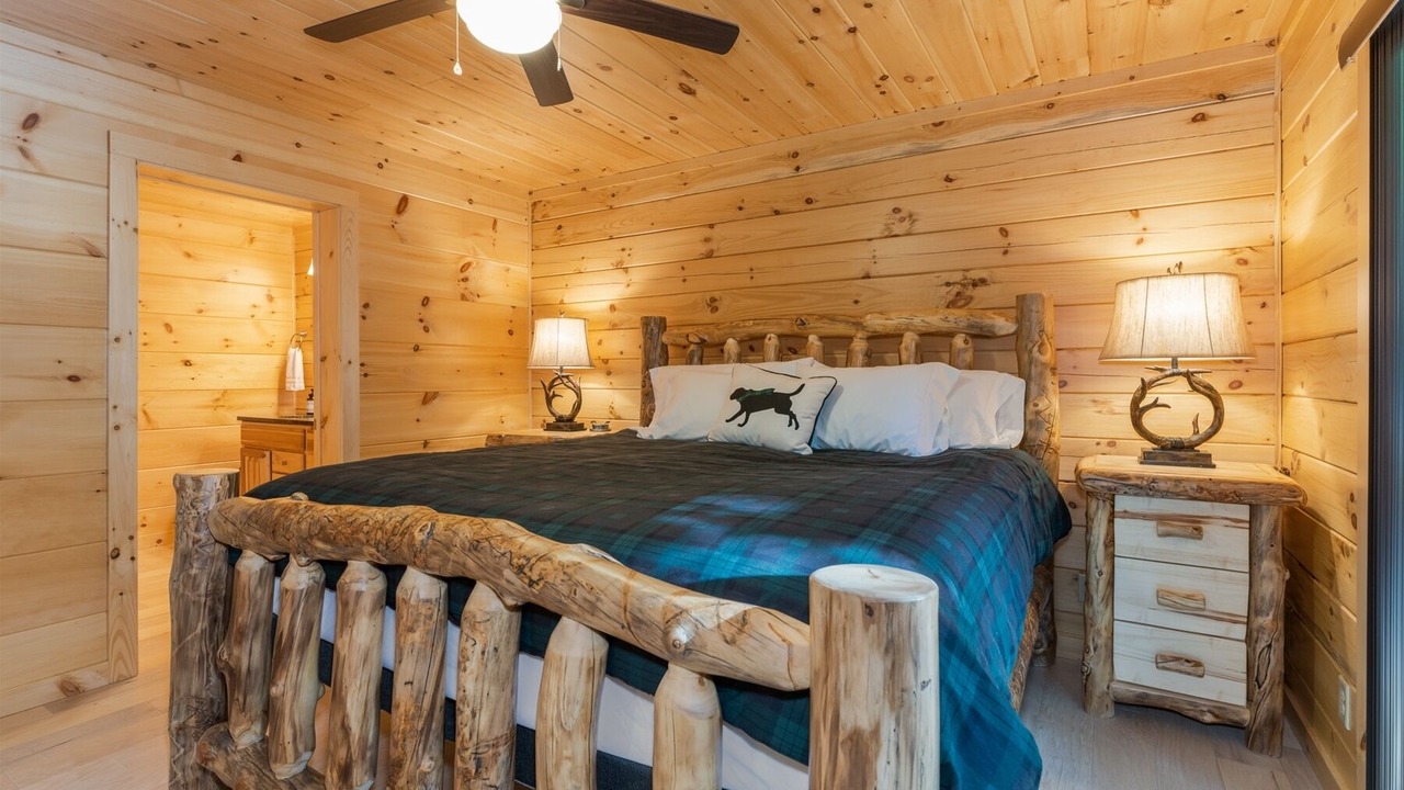 Photo of Bedroom in Cedar Mountain