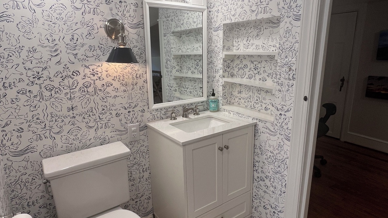 Photo of Bathroom in Old Irving Park