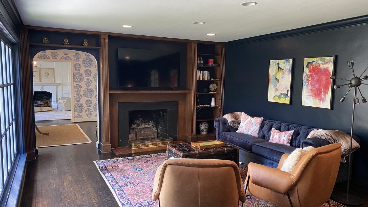 Photo of Livingroom in Old Irving Park