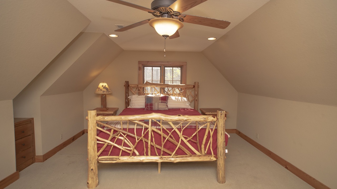 Photo of Bedroom in Bear Lake Reserve