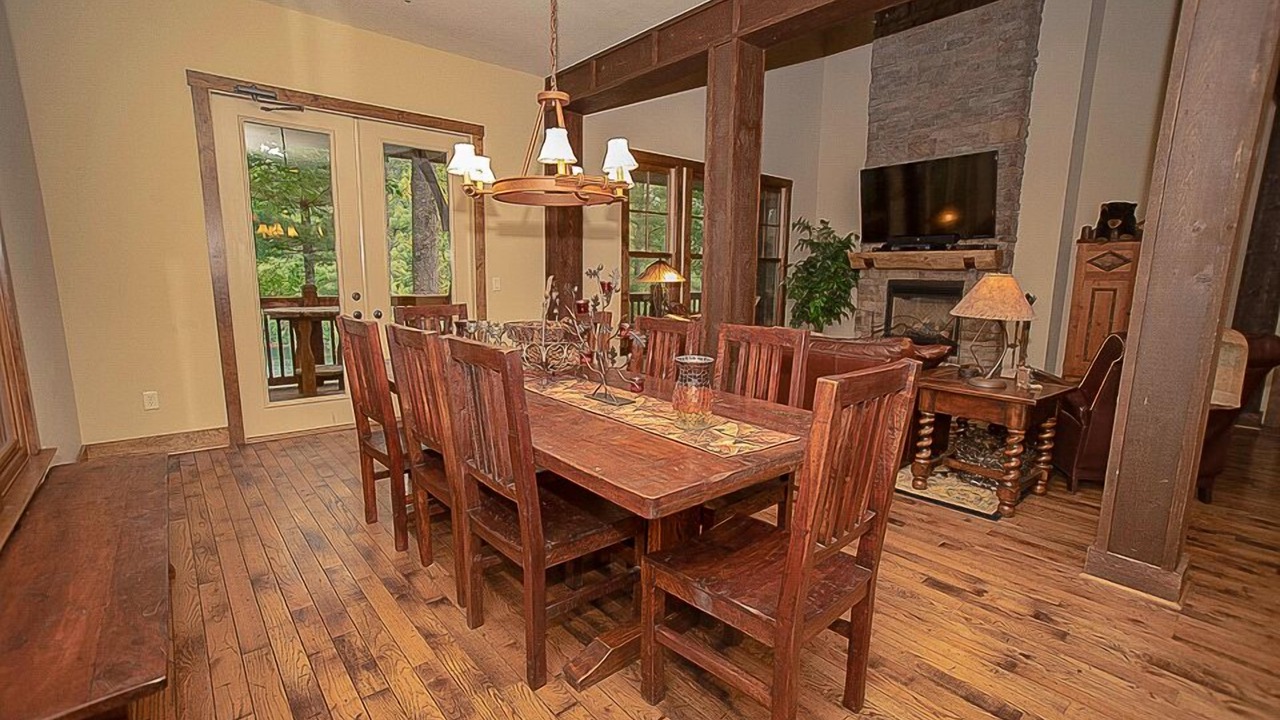 Photo of Livingroom in Bear Lake Reserve