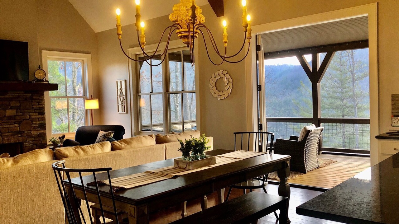 Photo of Livingroom in Bear Lake Reserve