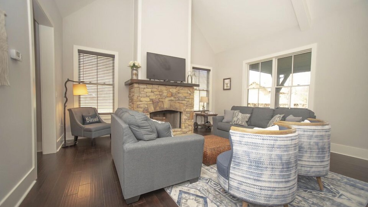 Photo of Livingroom in Bear Lake Reserve