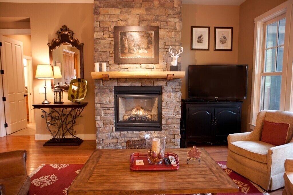 Photo of Livingroom in Bear Lake Reserve