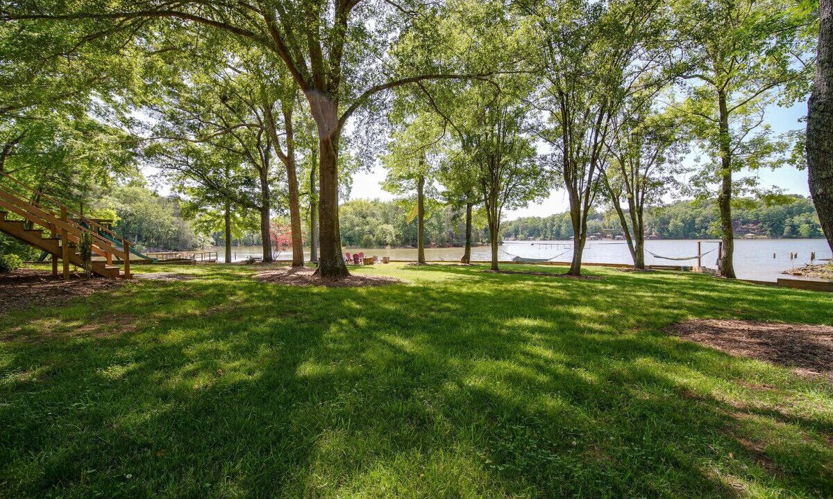 Photo of Outdoor in Steele Creek