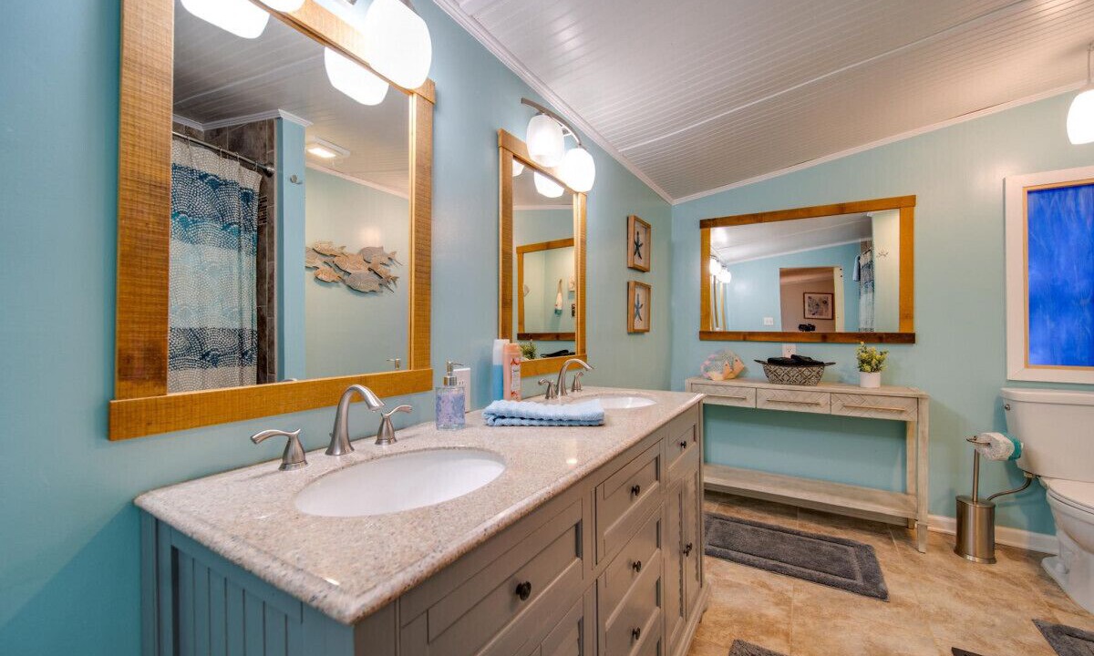 Photo of Bathroom in Steele Creek