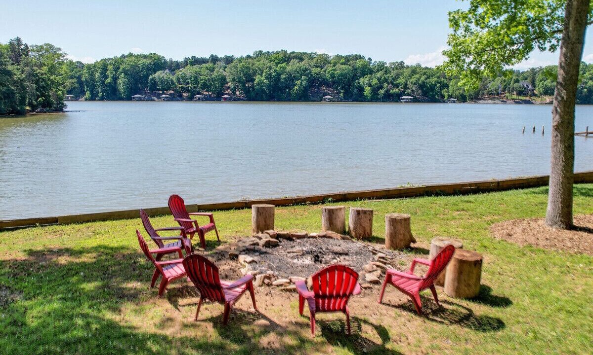 Photo of Outdoor in Steele Creek