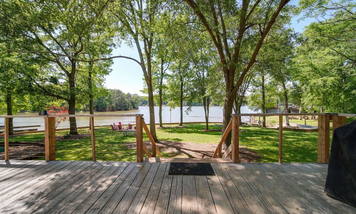 Photo of Outdoor in Steele Creek