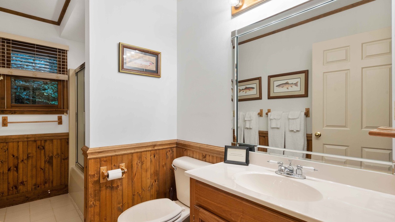 Photo of Bathroom in Highlands