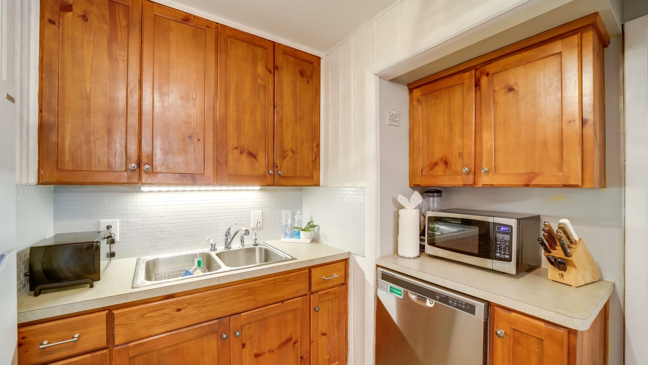Photo of Kitchen in Lake Junaluska