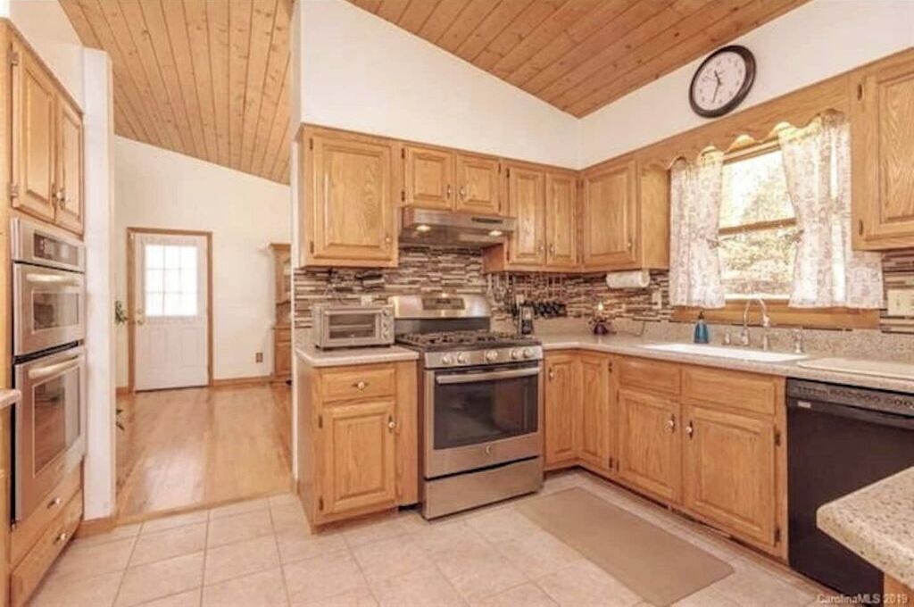 Photo of Kitchen in Old Fort