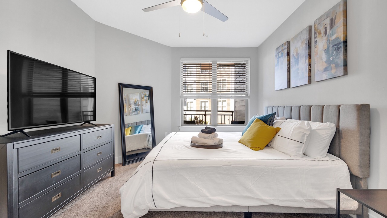 Photo of Bedroom in Villa Heights