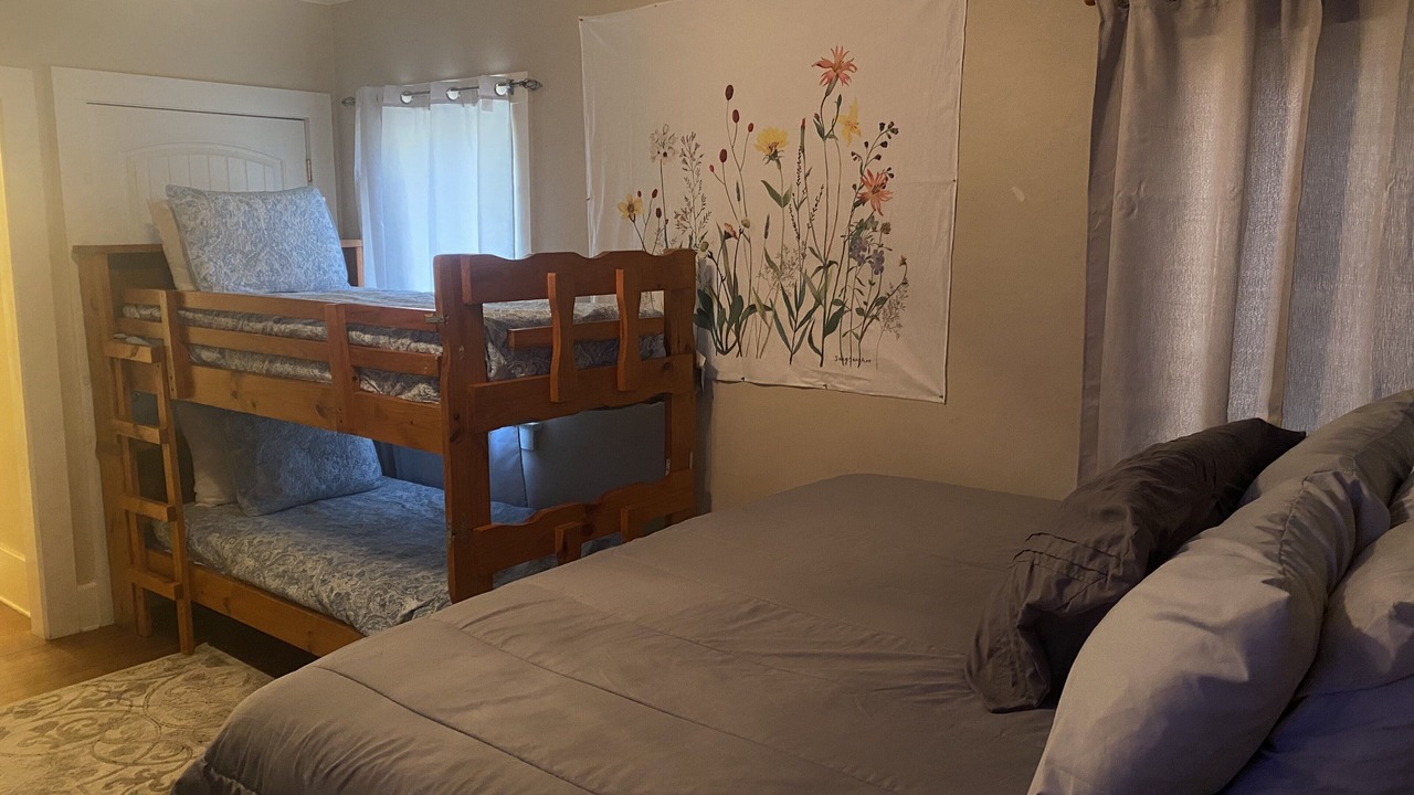 Photo of Bedroom in Lynn