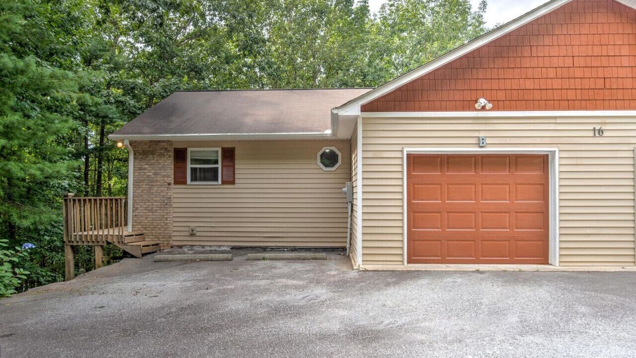 Photo of Outdoor in Royal Pines