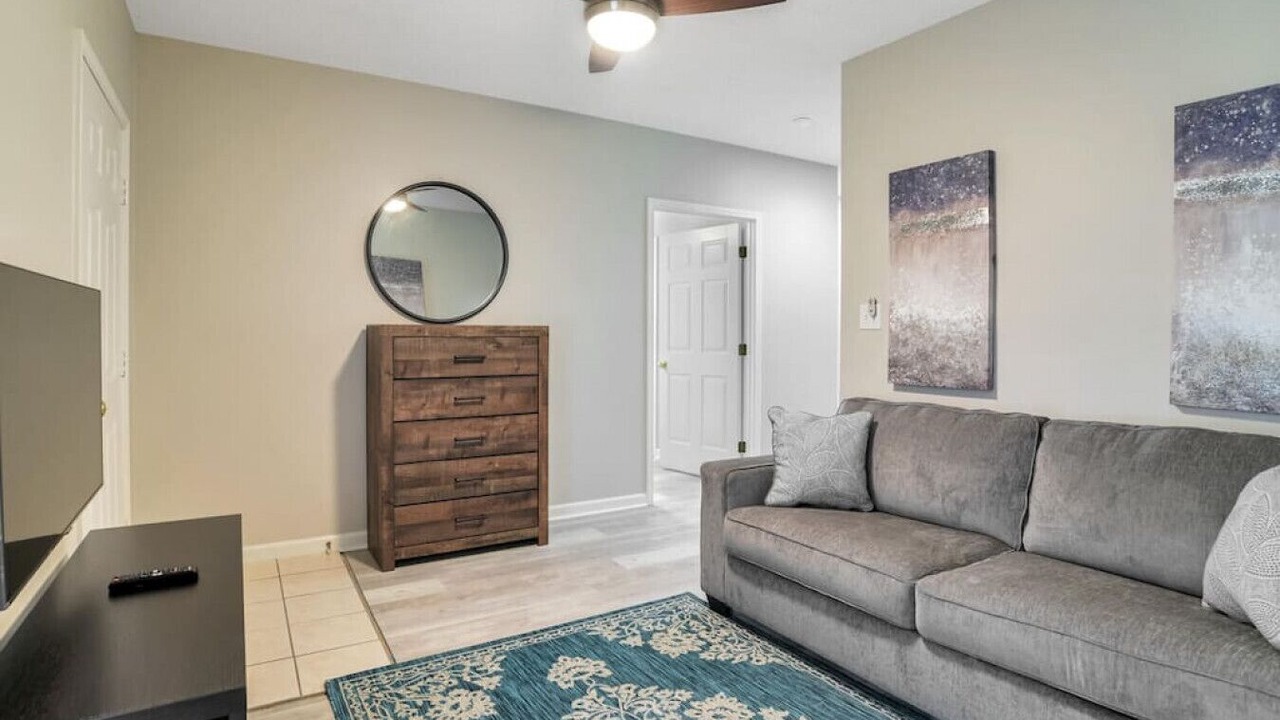 Photo of Livingroom in Royal Pines