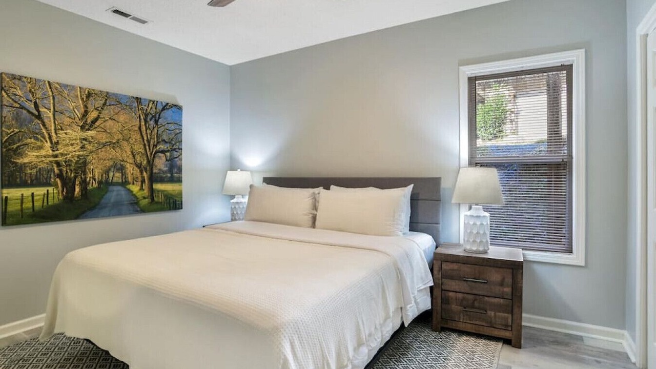 Photo of Bedroom in Royal Pines