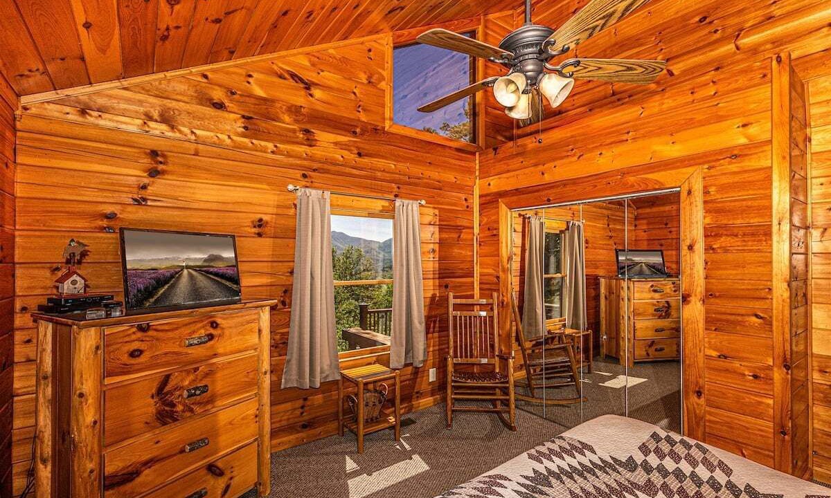 Photo of Bedroom in Qualla