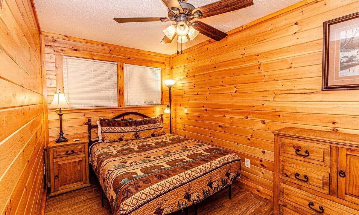 Photo of Bedroom in Bryson City