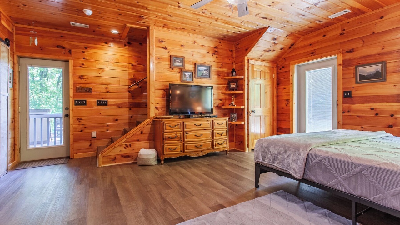 Photo of Bedroom in Bryson City