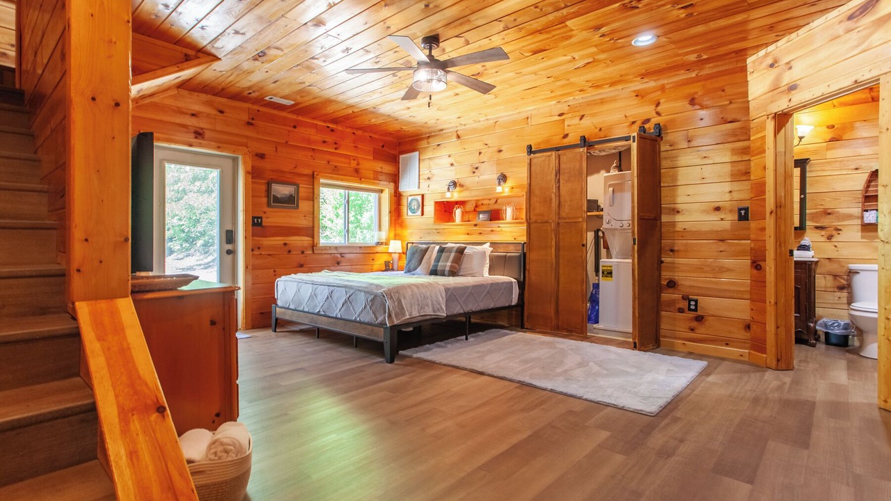 Photo of Bedroom in Bryson City