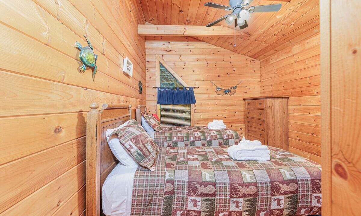 Photo of Bedroom in Sylva