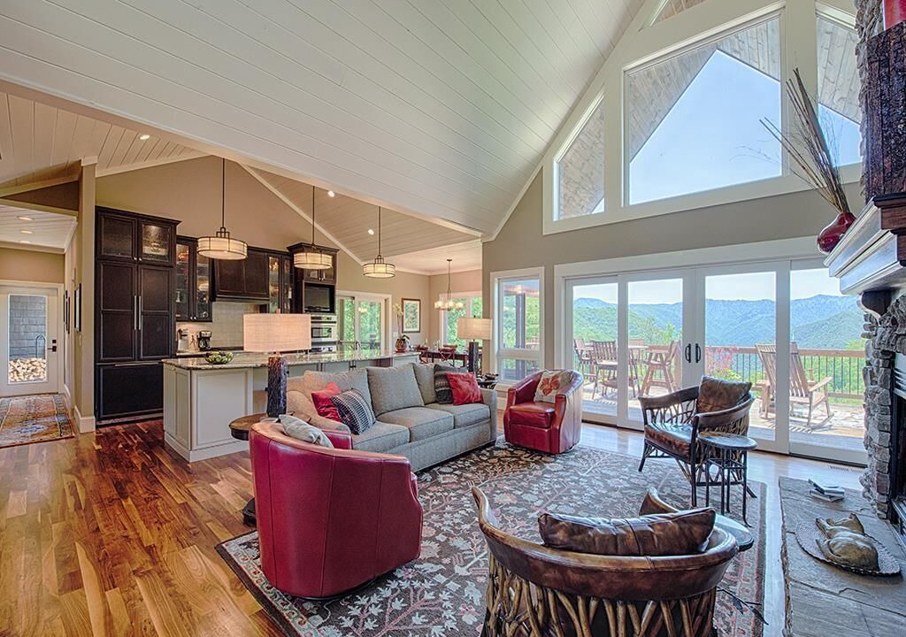 Photo of Livingroom in Cataloochee Ranch