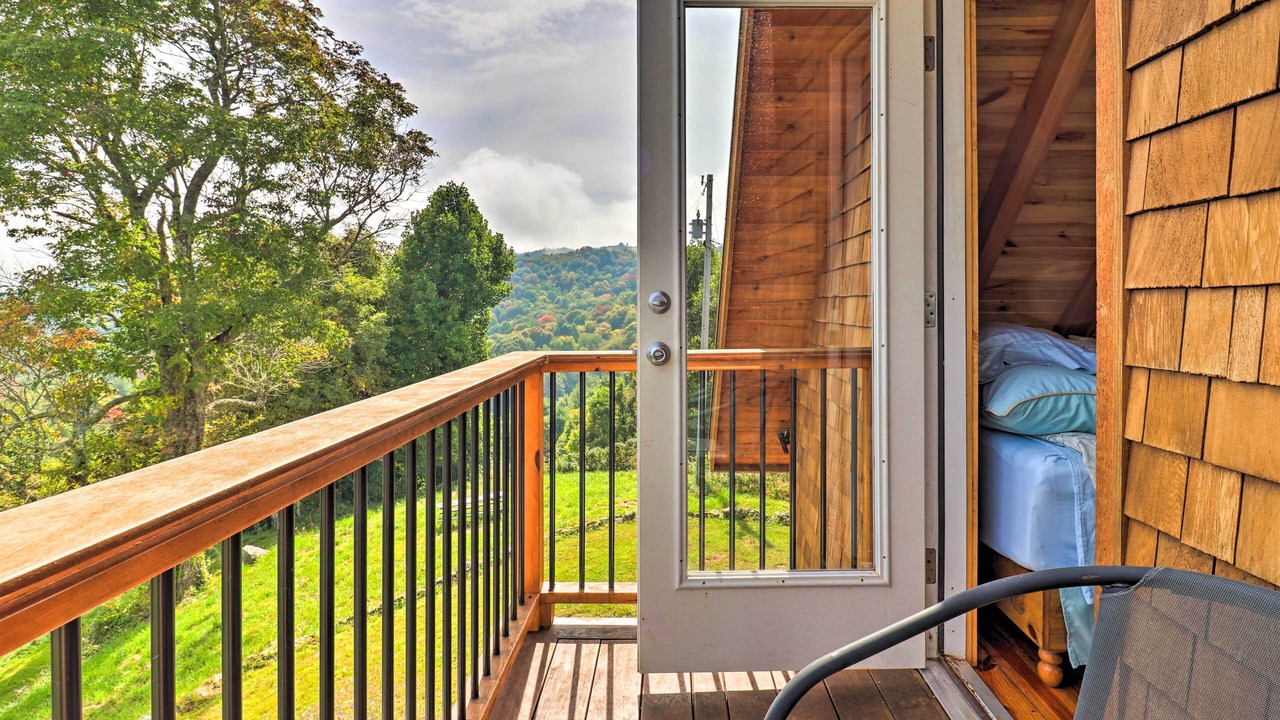 Photo of Patio Balcony in Hot Springs