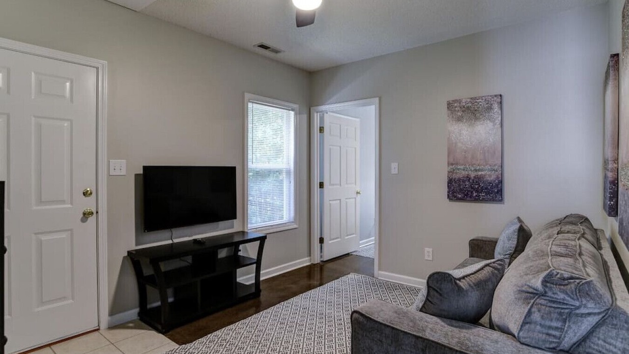 Photo of Livingroom in Royal Pines