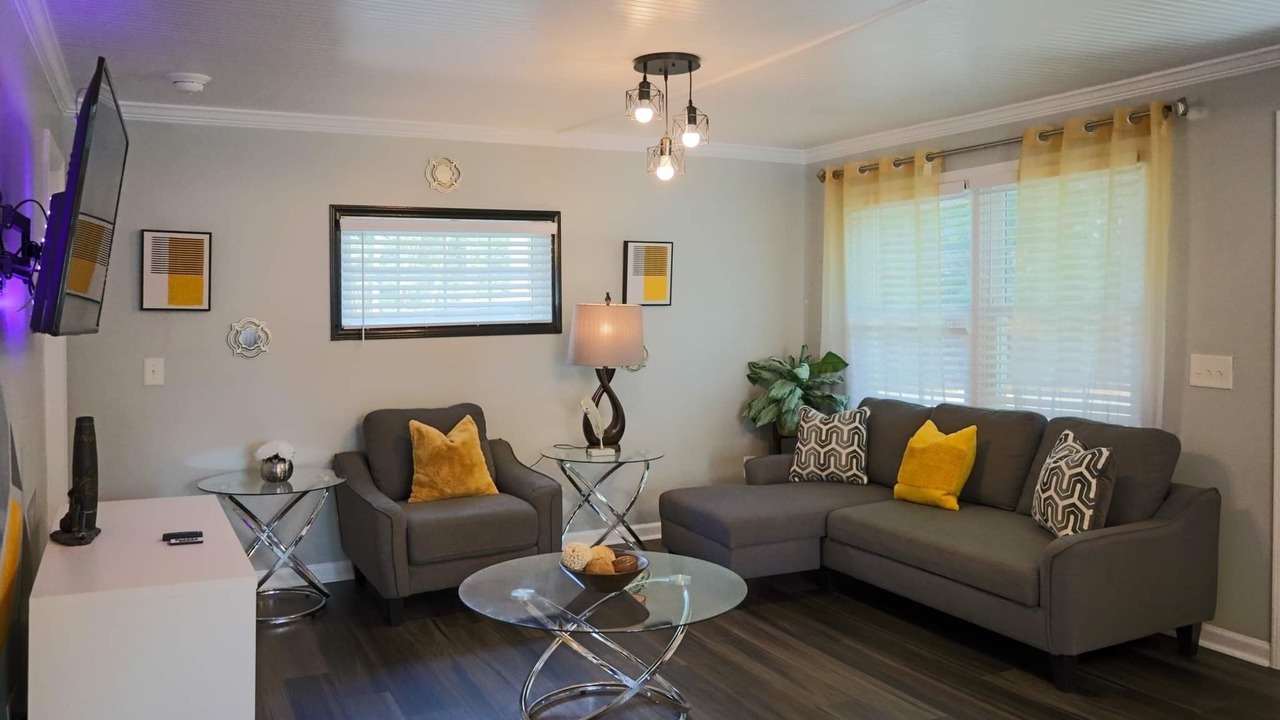 Photo of Livingroom in Apex