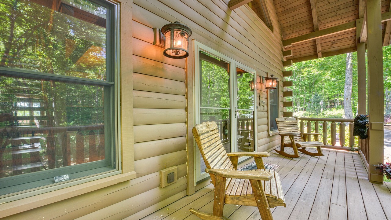Photo of Patio Balcony in Waynesville