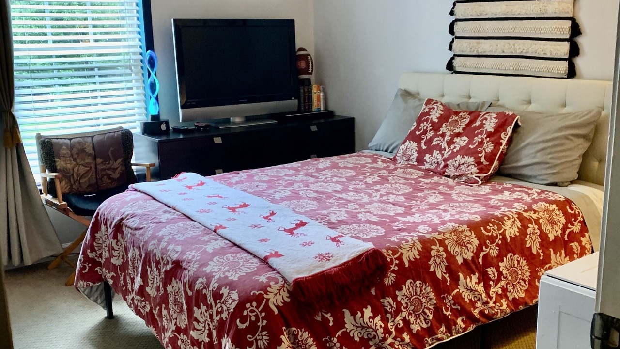 Photo of Bedroom in Apex
