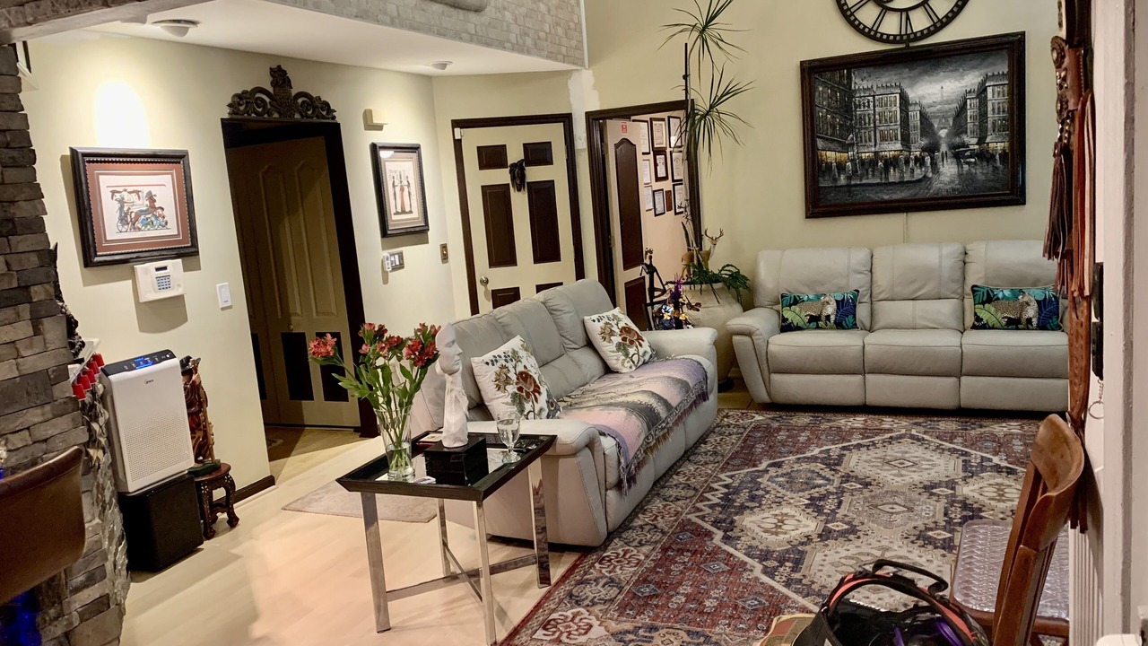 Photo of Livingroom in Apex