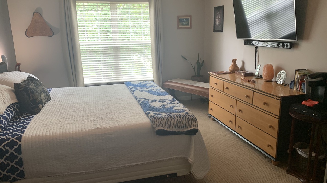 Photo of Bedroom in Apex
