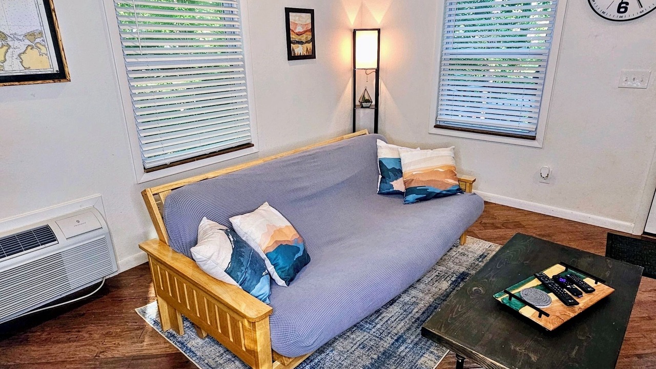 Photo of Livingroom in Jarvisburg