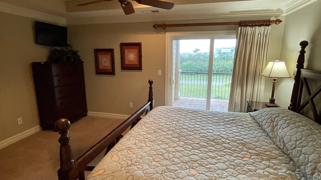 Photo of Bedroom in Colington