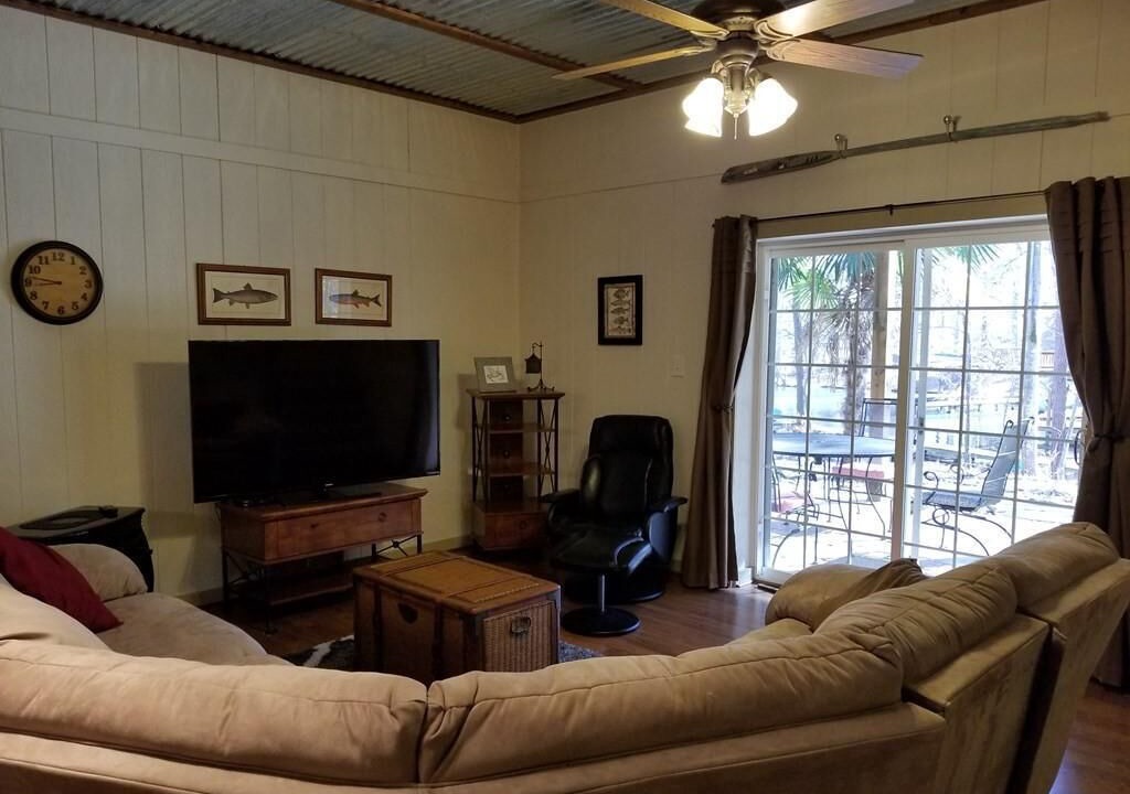 Photo of Livingroom in Wildwood Point